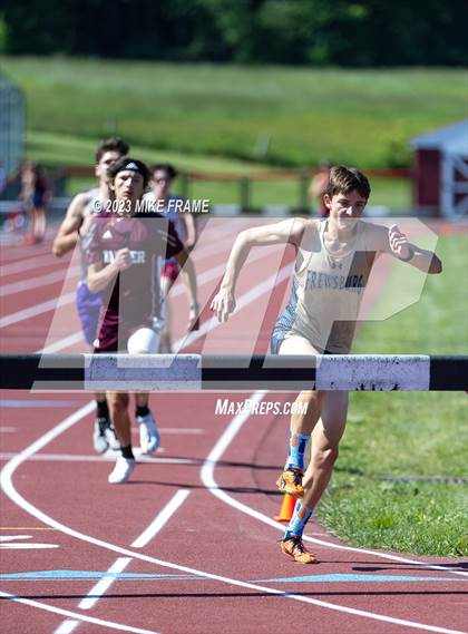 Thumbnail 3 in NYS Section 6 Class D Meet photogallery.
