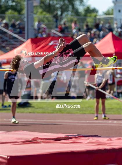 Thumbnail 1 in NYS Section 6 Class D Meet photogallery.
