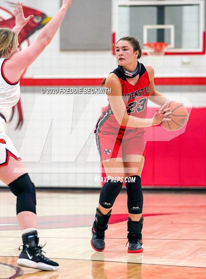 Thumbnail 1 in Muenster @ Pottsboro photogallery.