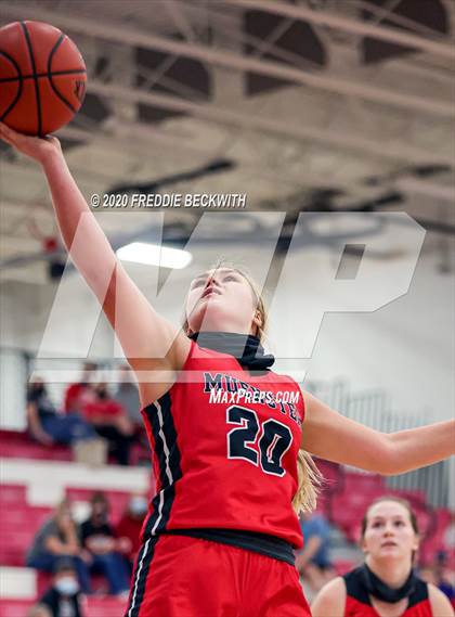 Thumbnail 2 in Muenster @ Pottsboro photogallery.