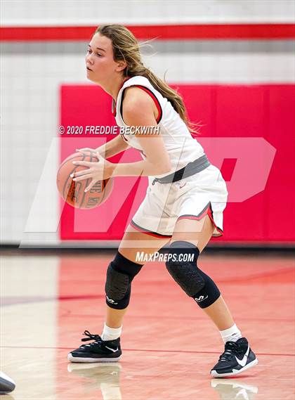 Thumbnail 3 in Muenster @ Pottsboro photogallery.