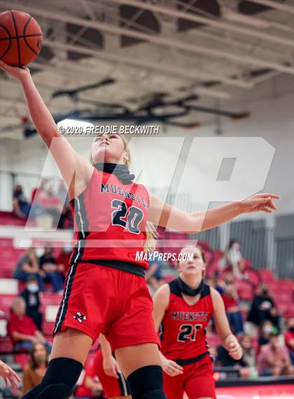 Thumbnail 1 in Muenster @ Pottsboro photogallery.