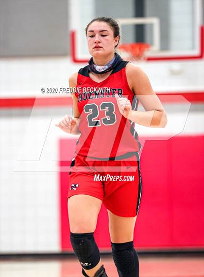 Thumbnail 1 in Muenster @ Pottsboro photogallery.