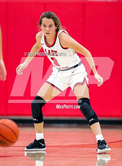 Thumbnail 3 in Muenster @ Pottsboro photogallery.