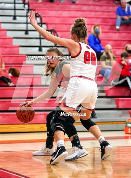 Thumbnail 3 in Muenster @ Pottsboro photogallery.