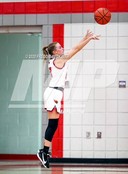 Thumbnail 3 in Muenster @ Pottsboro photogallery.