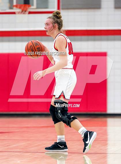 Thumbnail 1 in Muenster @ Pottsboro photogallery.