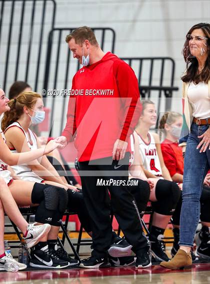 Thumbnail 3 in Muenster @ Pottsboro photogallery.