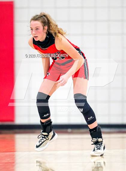 Thumbnail 2 in Muenster @ Pottsboro photogallery.