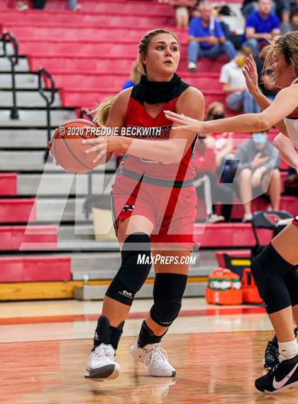 Thumbnail 3 in Muenster @ Pottsboro photogallery.