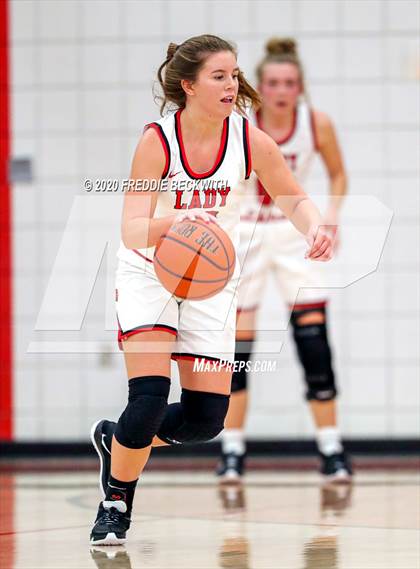 Thumbnail 1 in Muenster @ Pottsboro photogallery.