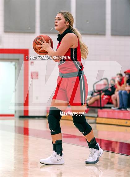 Thumbnail 2 in Muenster @ Pottsboro photogallery.