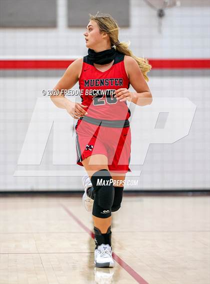 Thumbnail 3 in Muenster @ Pottsboro photogallery.