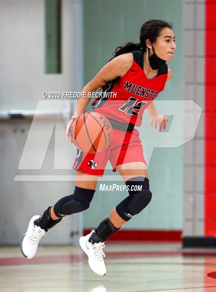 Thumbnail 3 in Muenster @ Pottsboro photogallery.