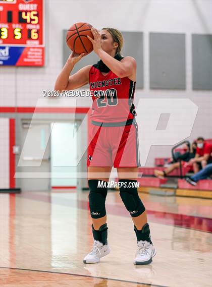 Thumbnail 2 in Muenster @ Pottsboro photogallery.