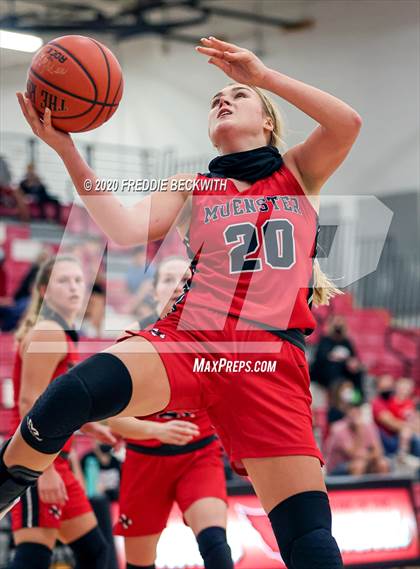 Thumbnail 3 in Muenster @ Pottsboro photogallery.