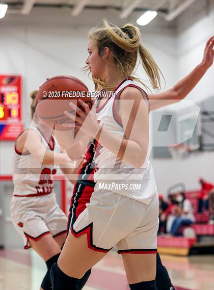 Thumbnail 3 in Muenster @ Pottsboro photogallery.