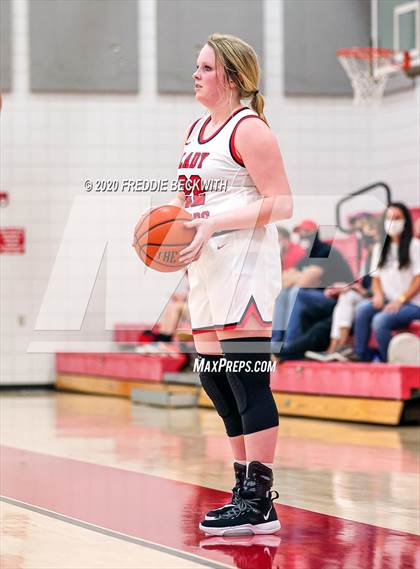 Thumbnail 3 in Muenster @ Pottsboro photogallery.