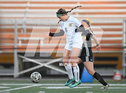 Thumbnail 2 in Baton Rouge @ St. Mary's Dominican (Div I Bi-District Playoff) photogallery.
