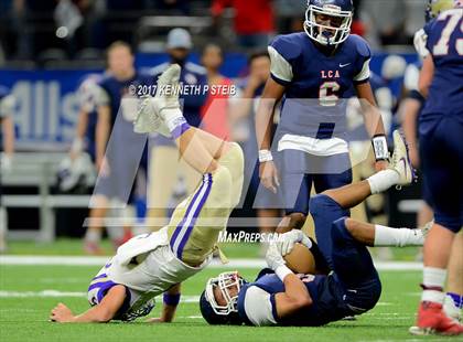 Thumbnail 3 in Lafayette Christian Academy vs. Ascension Catholic (LHSAA 1A Final) photogallery.
