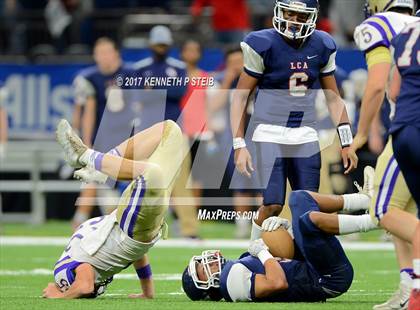 Thumbnail 1 in Lafayette Christian Academy vs. Ascension Catholic (LHSAA 1A Final) photogallery.