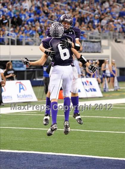 Thumbnail 1 in Stamford vs. Mason (UIL 1A Division 1 Final) photogallery.