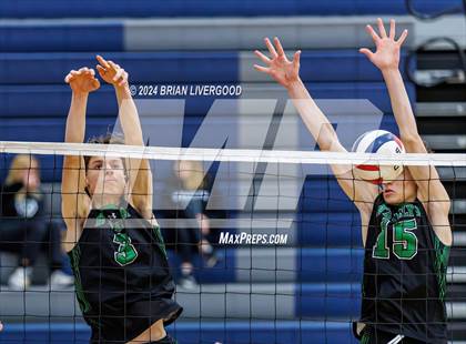Thumbnail 2 in D'Evelyn vs. Cheyenne Mountain photogallery.
