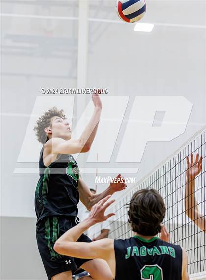 Thumbnail 3 in D'Evelyn vs. Cheyenne Mountain photogallery.