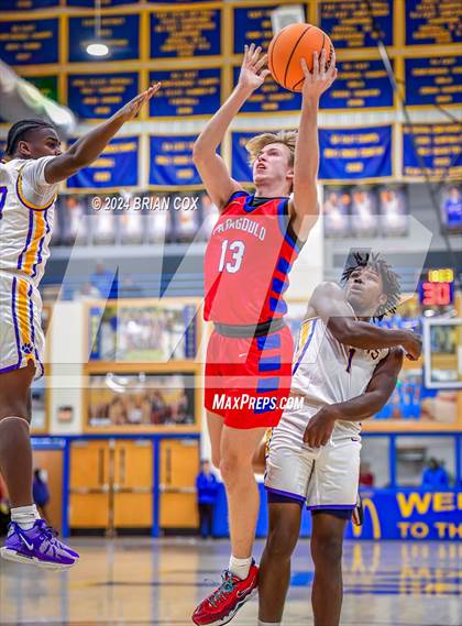 Thumbnail 1 in Dumas vs Paragould (Ultimate Auto Tournament) photogallery.