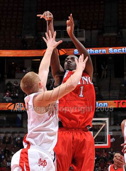 Thumbnail 1 in King vs. Mater Dei (CIF SS D1-AA Final)  photogallery.