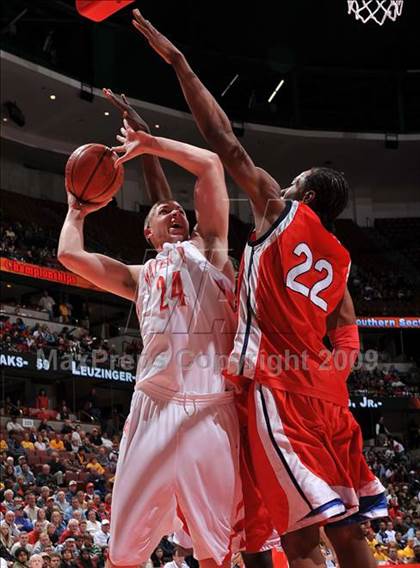 Thumbnail 2 in King vs. Mater Dei (CIF SS D1-AA Final)  photogallery.