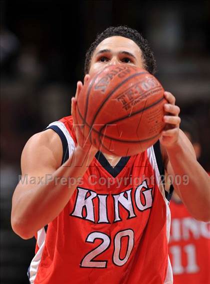 Thumbnail 1 in King vs. Mater Dei (CIF SS D1-AA Final)  photogallery.