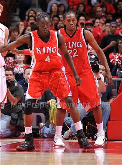 Thumbnail 2 in King vs. Mater Dei (CIF SS D1-AA Final)  photogallery.