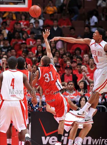 Thumbnail 1 in King vs. Mater Dei (CIF SS D1-AA Final)  photogallery.
