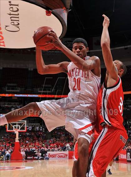 Thumbnail 1 in King vs. Mater Dei (CIF SS D1-AA Final)  photogallery.