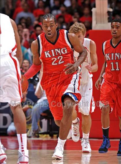 Thumbnail 3 in King vs. Mater Dei (CIF SS D1-AA Final)  photogallery.