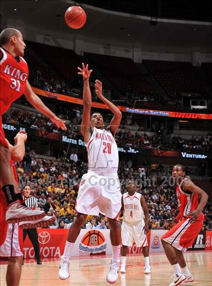 Thumbnail 2 in King vs. Mater Dei (CIF SS D1-AA Final)  photogallery.