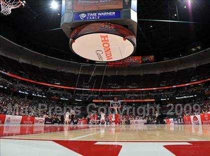 Thumbnail 2 in King vs. Mater Dei (CIF SS D1-AA Final)  photogallery.