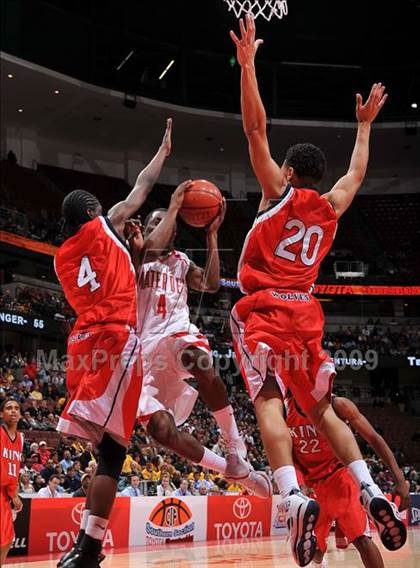 Thumbnail 3 in King vs. Mater Dei (CIF SS D1-AA Final)  photogallery.
