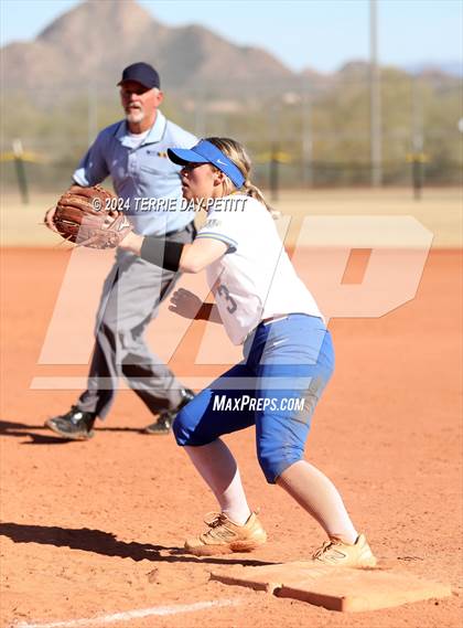 Thumbnail 2 in Prescott vs Ironwood (Sunrise Mountain Invitational) photogallery.