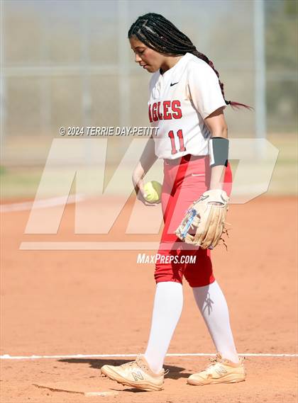 Thumbnail 1 in Prescott vs Ironwood (Sunrise Mountain Invitational) photogallery.