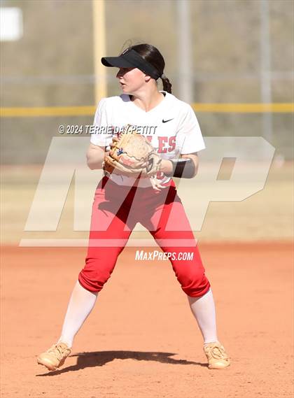 Thumbnail 1 in Prescott vs Ironwood (Sunrise Mountain Invitational) photogallery.