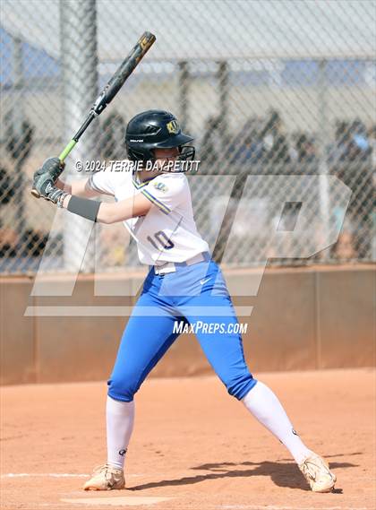 Thumbnail 2 in Prescott vs Ironwood (Sunrise Mountain Invitational) photogallery.