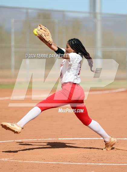 Thumbnail 3 in Prescott vs Ironwood (Sunrise Mountain Invitational) photogallery.