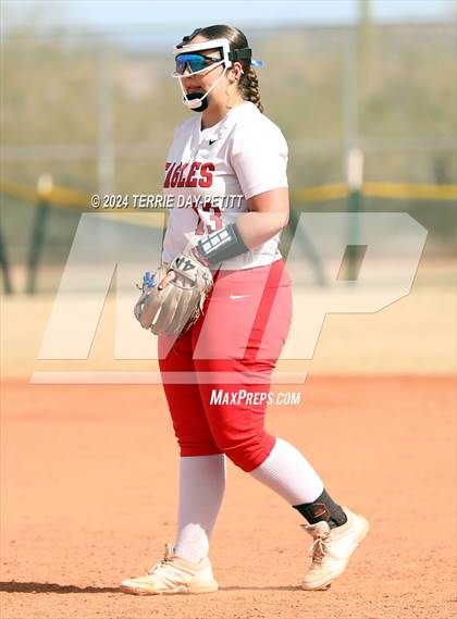 Thumbnail 2 in Prescott vs Ironwood (Sunrise Mountain Invitational) photogallery.