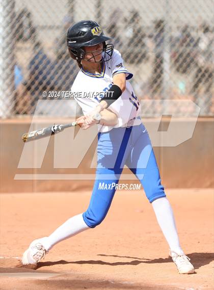 Thumbnail 2 in Prescott vs Ironwood (Sunrise Mountain Invitational) photogallery.