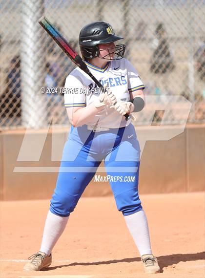 Thumbnail 1 in Prescott vs Ironwood (Sunrise Mountain Invitational) photogallery.