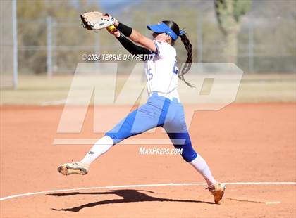 Thumbnail 2 in Prescott vs Ironwood (Sunrise Mountain Invitational) photogallery.