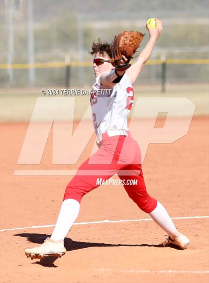 Thumbnail 3 in Prescott vs Ironwood (Sunrise Mountain Invitational) photogallery.
