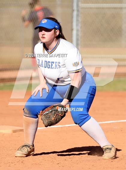 Thumbnail 3 in Prescott vs Ironwood (Sunrise Mountain Invitational) photogallery.